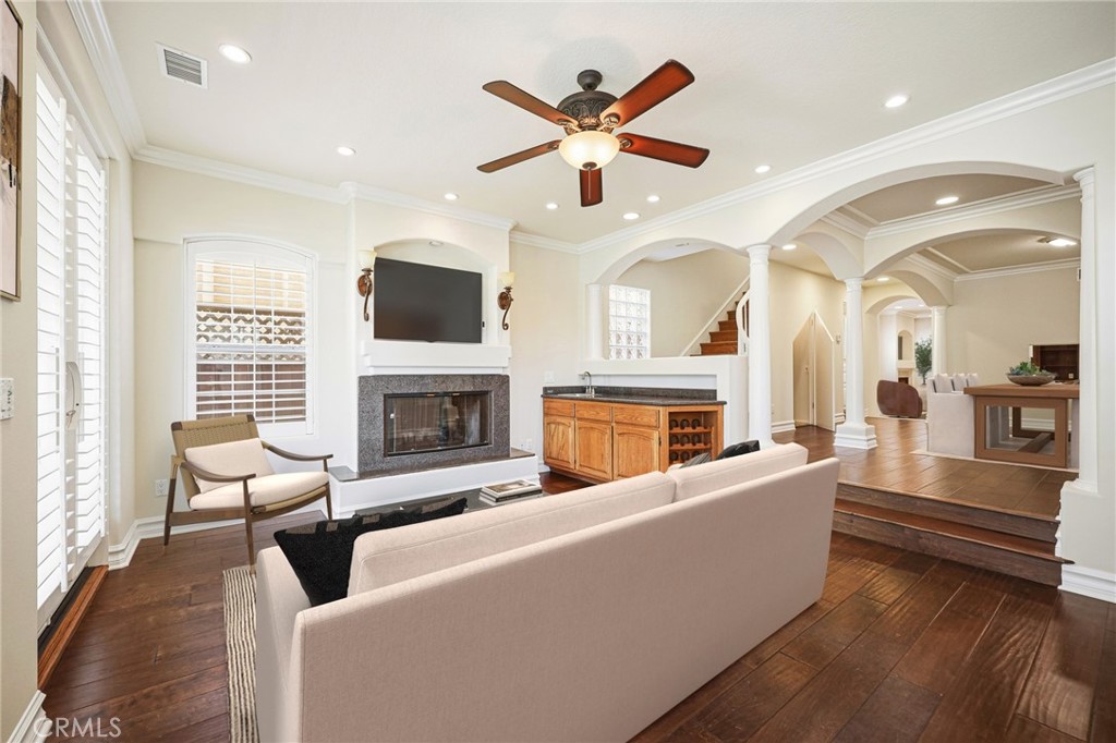 416 9th, Huntington Beach CA 92648 - photo 5