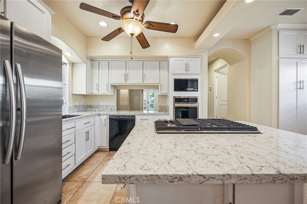 416 9th, Huntington Beach CA 92648 - photo 27