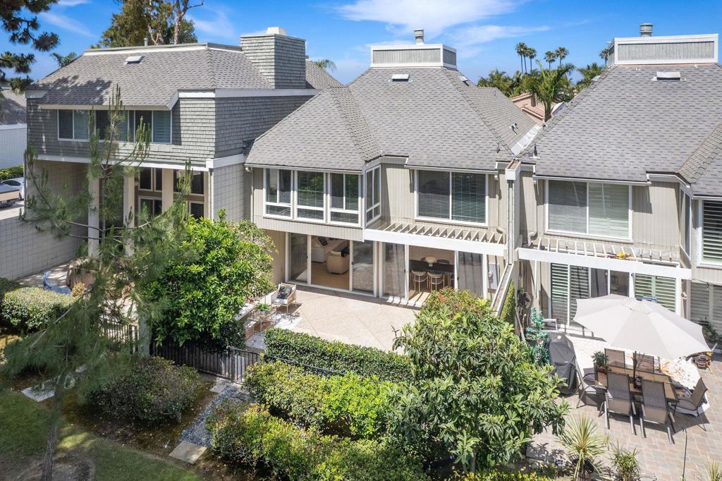 4162 Racquet Club Dr, Huntington Beach CA 92649 - photo 1