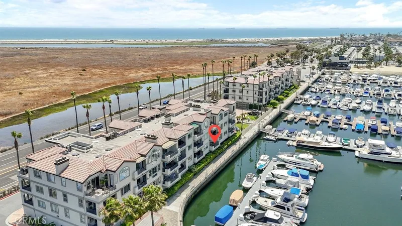 4167 Warner, Huntington Beach, CA 92649
