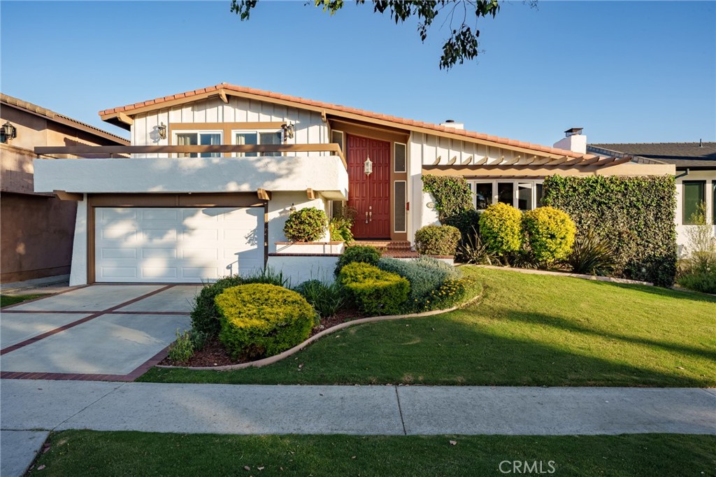 4192 Branford, Huntington Beach CA 92649 - photo 1