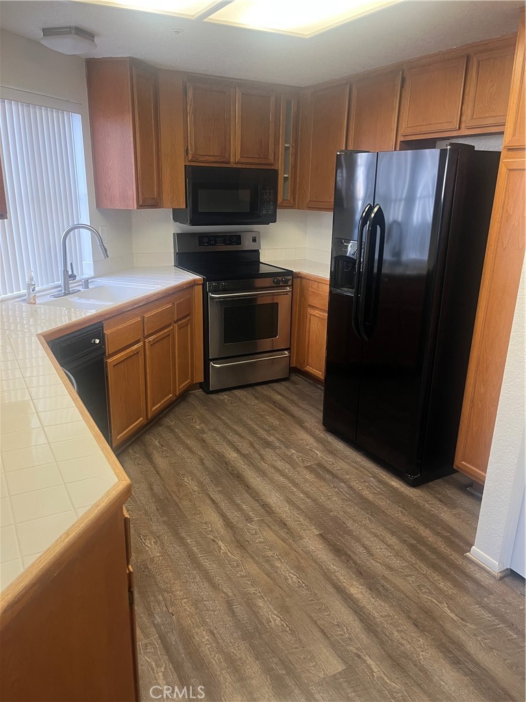 420 Lake Street 302, Huntington Beach CA 92648 - photo 7