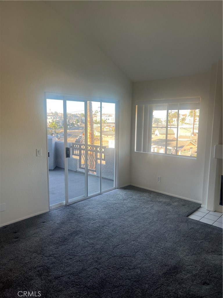 420 Lake Street 302, Huntington Beach CA 92648 - photo 14