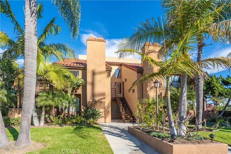 421 Coral Reef, Huntington Beach