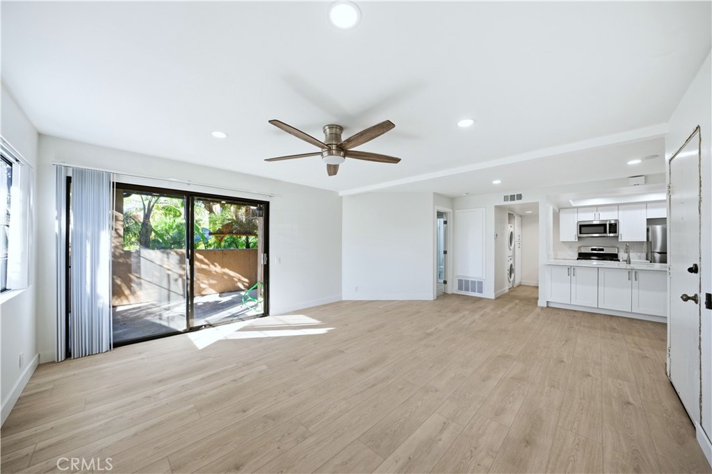 421 Coral Reef, Huntington Beach CA 92648 - photo 5