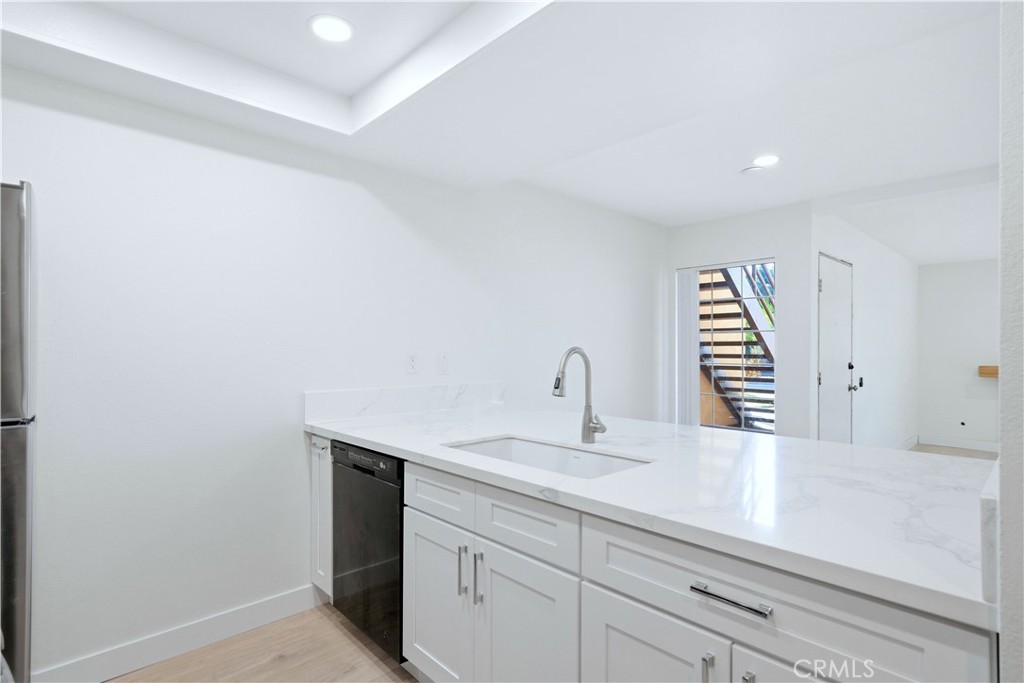 421 Coral Reef, Huntington Beach CA 92648 - photo 15