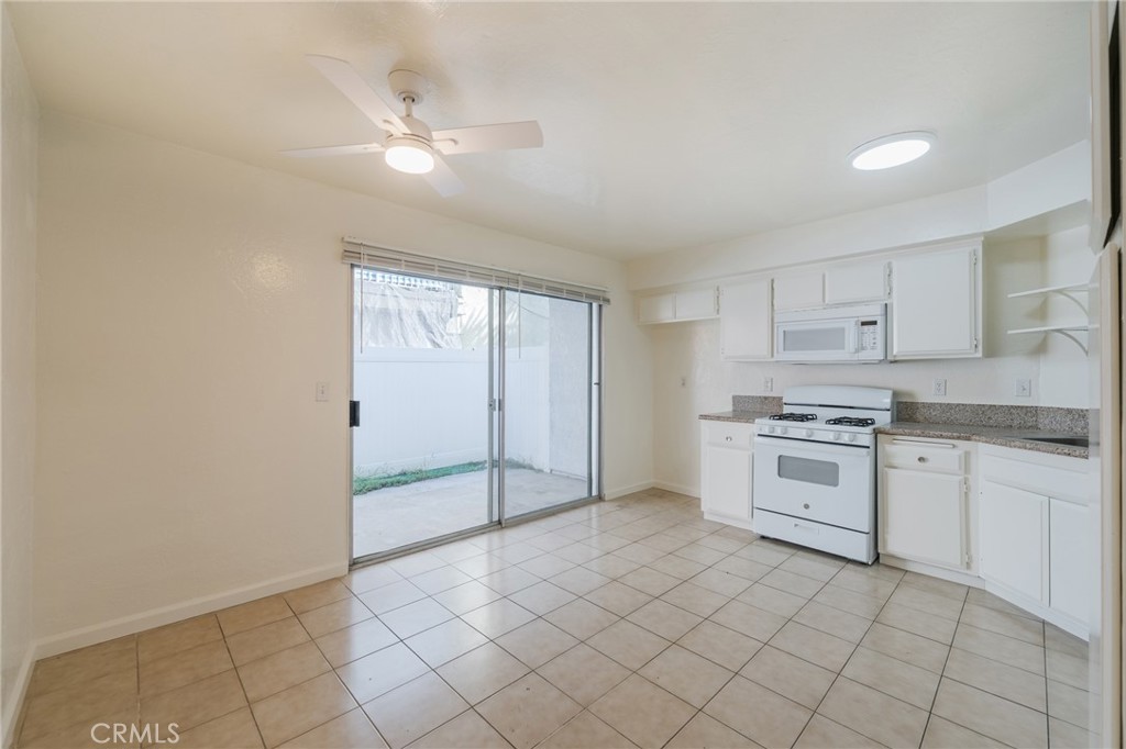 422 22nd Street B, Huntington Beach CA 92648 - photo 6