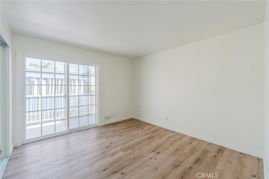 422 22nd Street B, Huntington Beach CA 92648 - photo 14