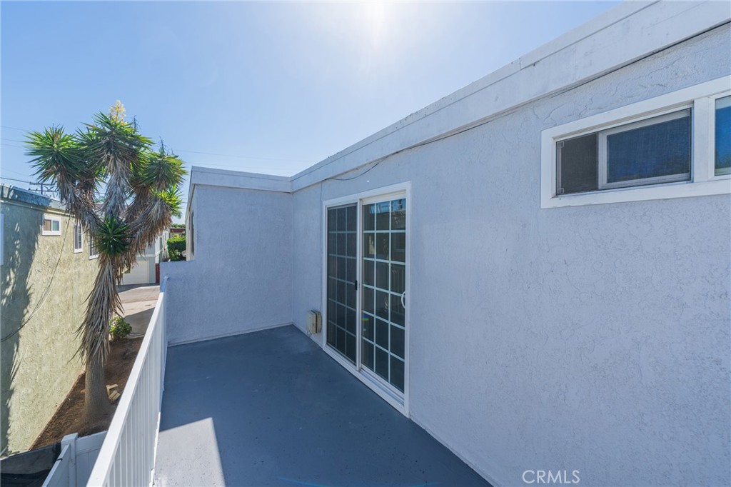 422 22nd Street B, Huntington Beach CA 92648 - photo 18