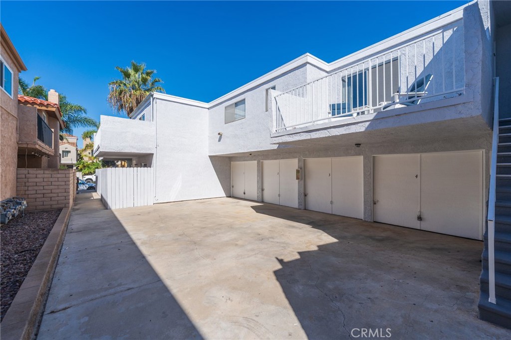 422 22nd Street B, Huntington Beach CA 92648 - photo 23