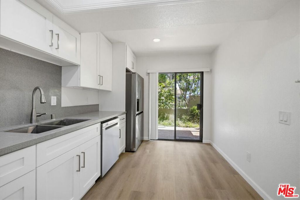 4225 Andros Circle, Huntington Beach CA 92649 - photo 21