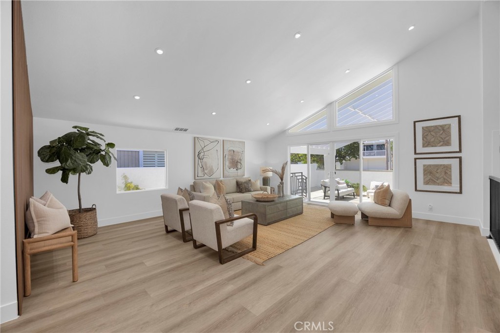 4232 Pierson Drive, Huntington Beach CA 92649 - photo 6