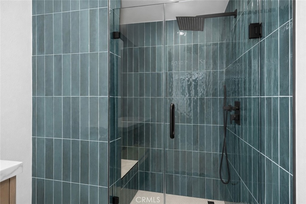 Downstairs shower - 4232 Pierson Drive, Huntington Beach CA 92649 - photo 17