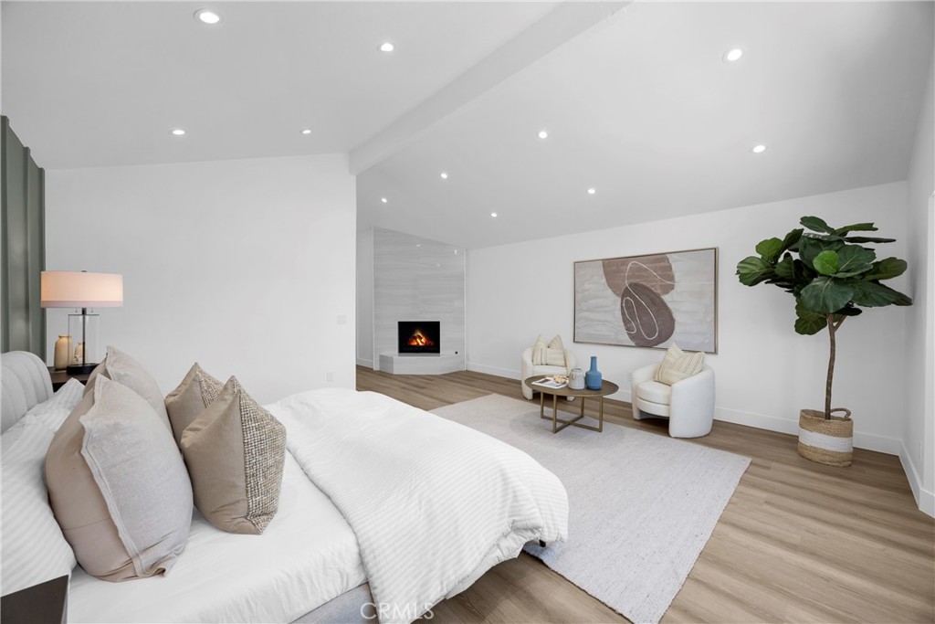 Master suite - 4232 Pierson Drive, Huntington Beach CA 92649 - photo 21