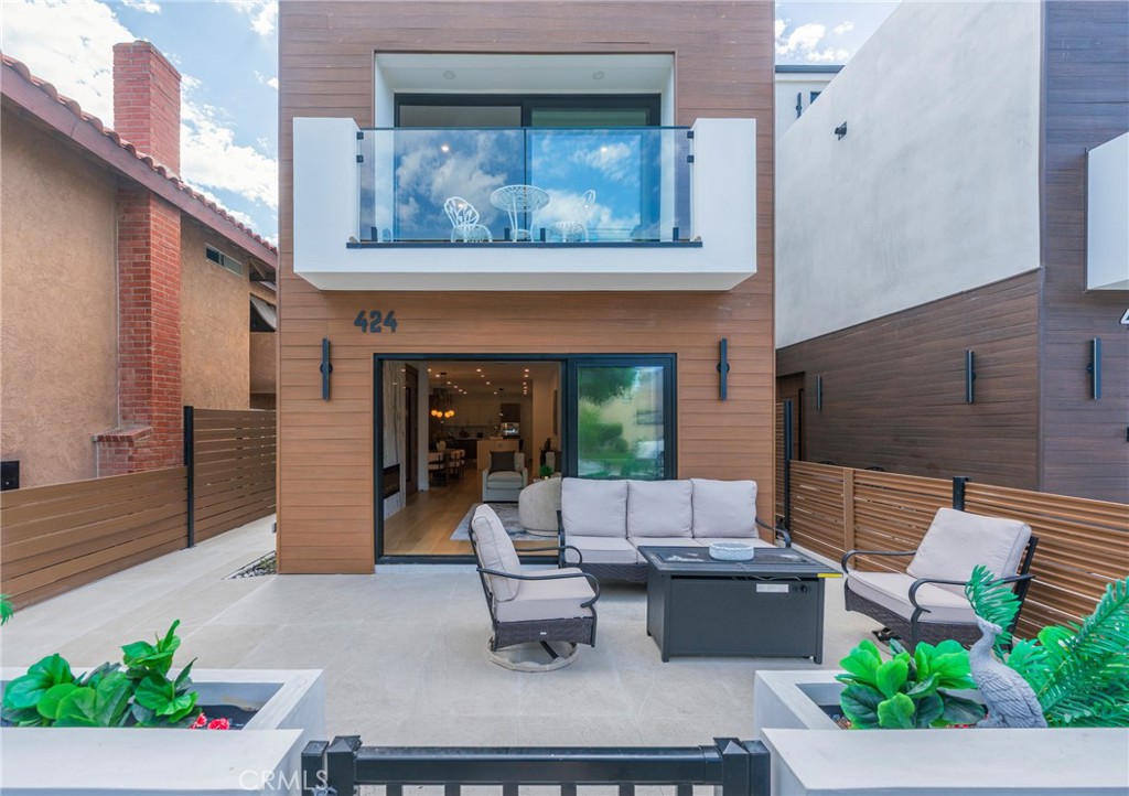 424 20th, Huntington Beach CA 92648 - photo 2
