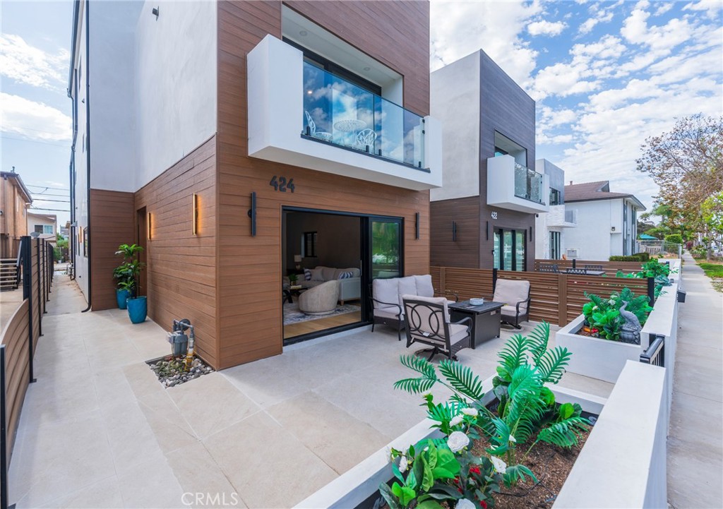424 20th, Huntington Beach CA 92648 - photo 4