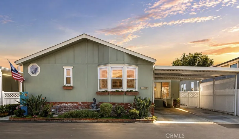 4252 Lahaina Drive, Huntington Beach