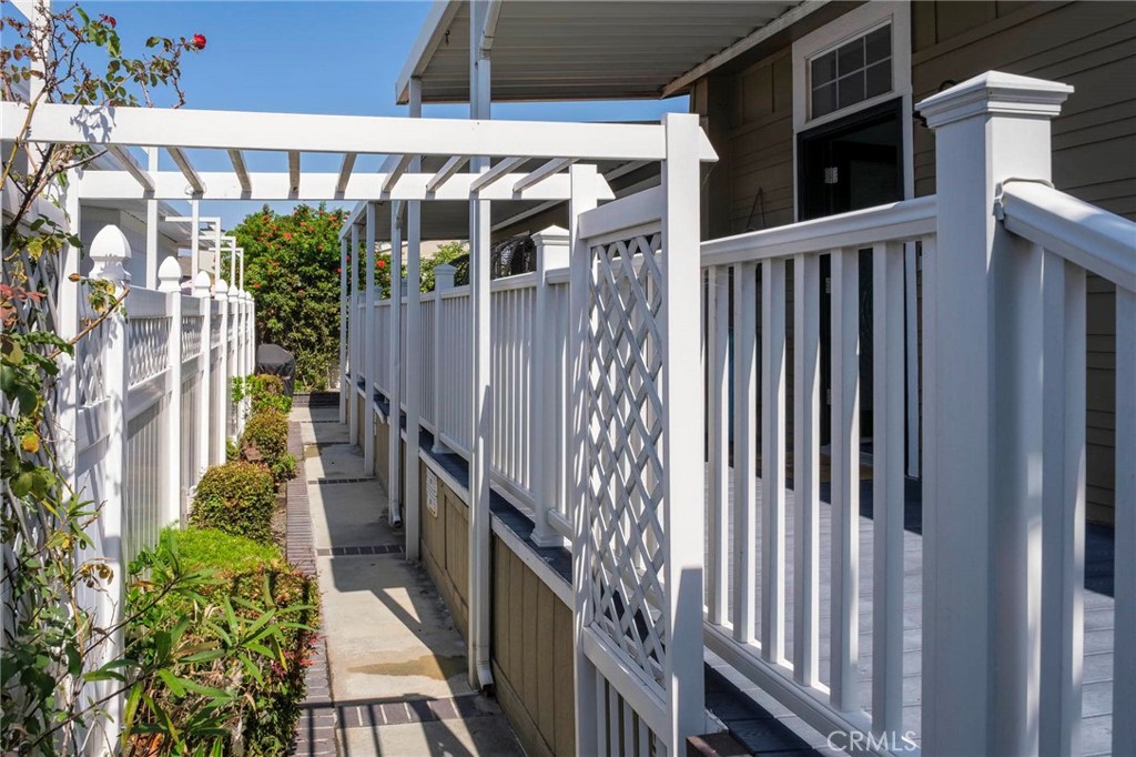 4411 Waimea, Huntington Beach CA 92649 - photo 6