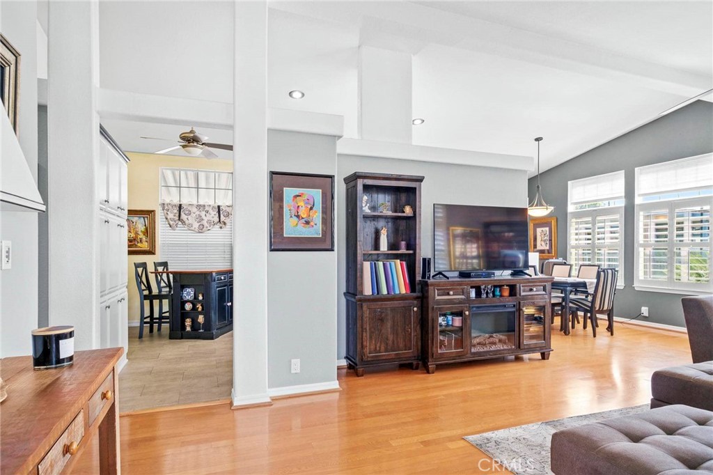 4411 Waimea, Huntington Beach CA 92649 - photo 11