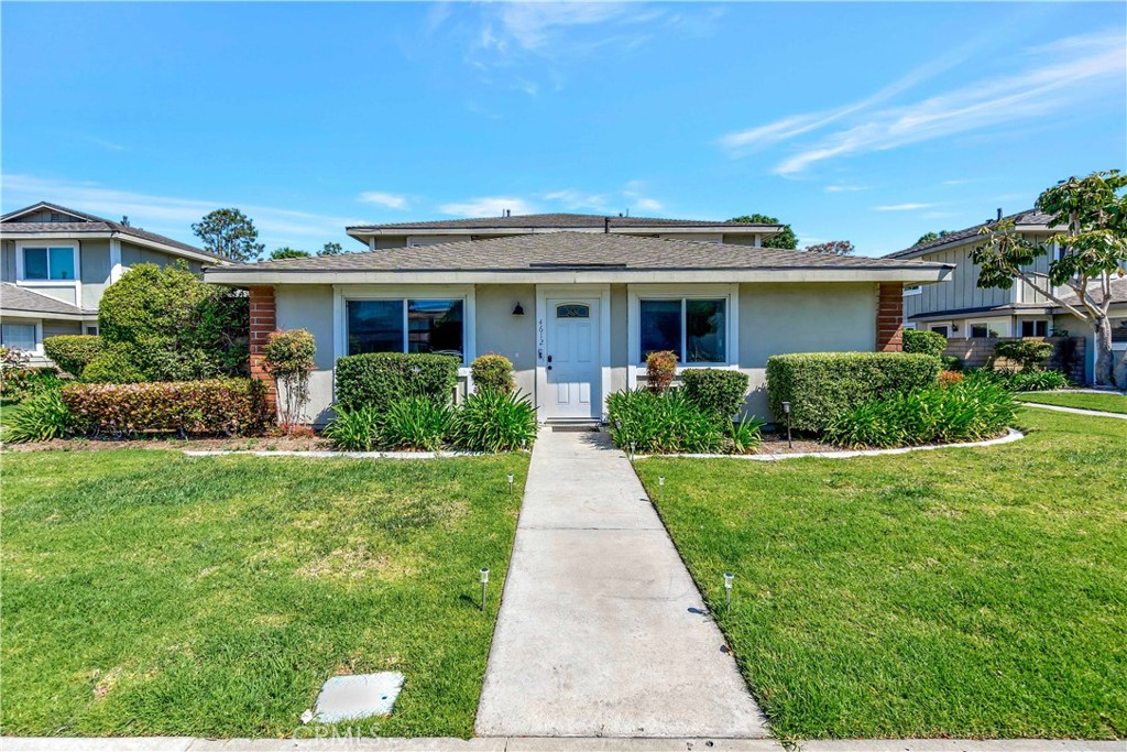 4612 Via Vista Circle 5, Huntington Beach CA 92649 - photo 1