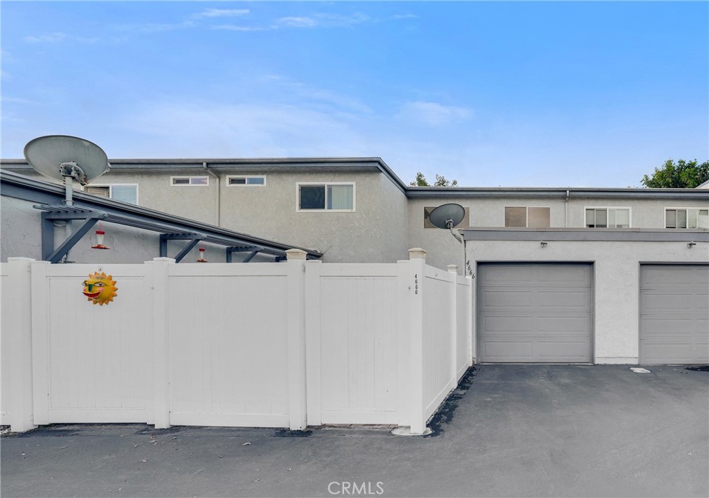 4666 Ranchview, Huntington Beach CA 92649 - photo 18