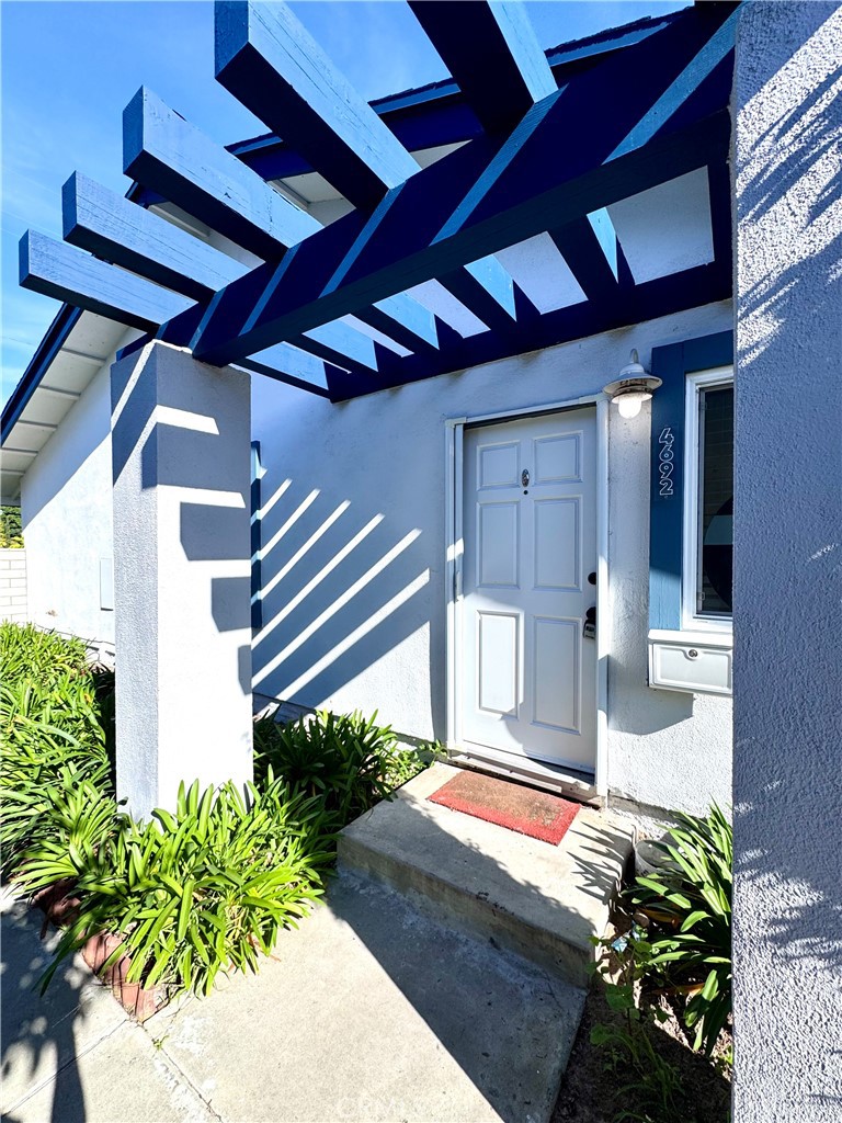 Front Entrance - 4692 Heil, Huntington Beach CA 92649 - photo 1