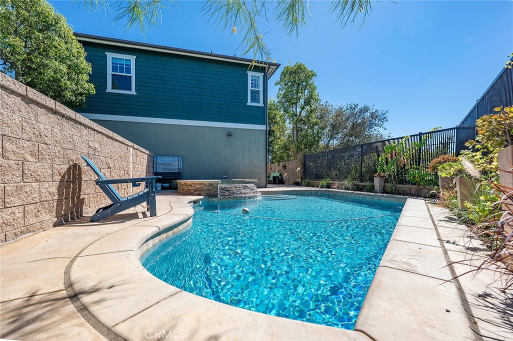 Sparkling Pool - 4742 Wentworth, Huntington Beach CA 92649 - photo 2