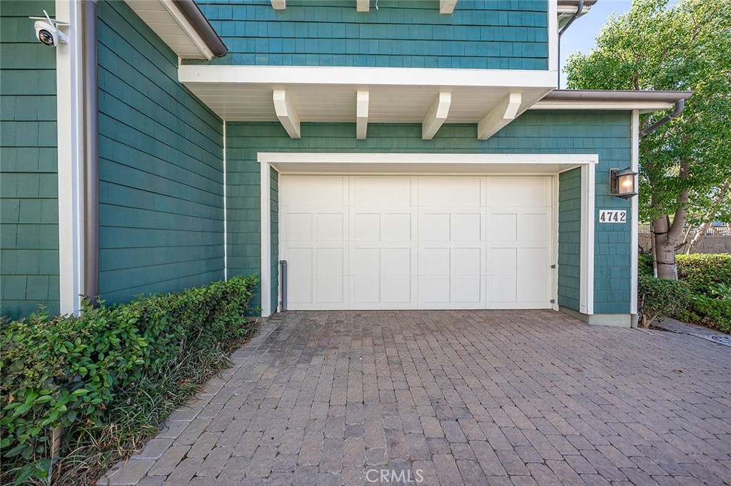 2-car Attached Garage - 4742 Wentworth, Huntington Beach CA 92649 - photo 4