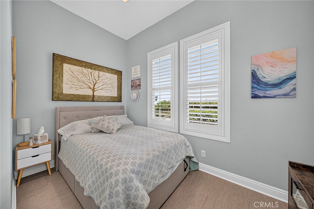 Downstairs Bedroom - 4742 Wentworth, Huntington Beach CA 92649 - photo 9