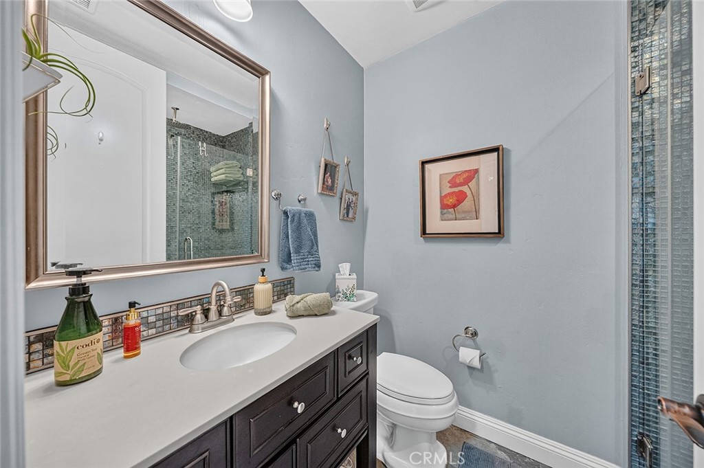 Downstairs Bath with Quartz Vanity - 4742 Wentworth, Huntington Beach CA 92649 - photo 11