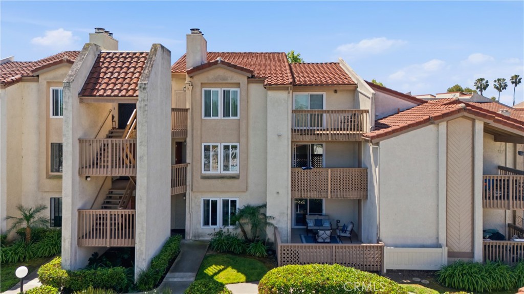 4852 Cabana 104, Huntington Beach CA 92649 - photo 1