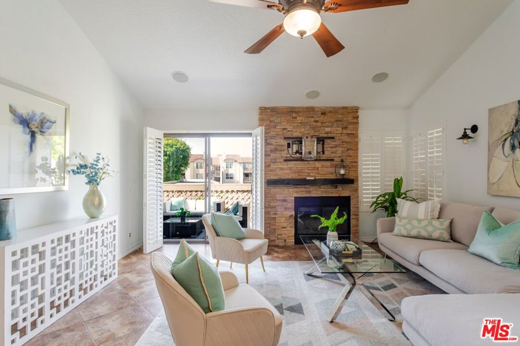 4852 Cabana Drive 202, Huntington Beach CA 92649 - photo 1
