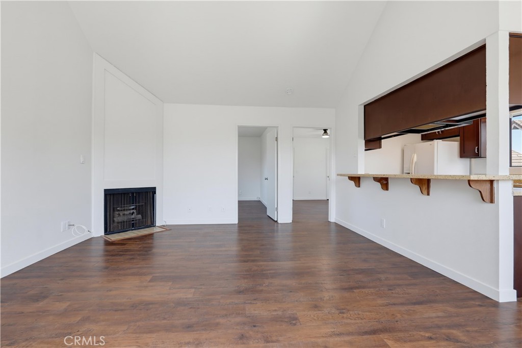4881 Vista Dr 2, Huntington Beach CA 92649 - photo 5