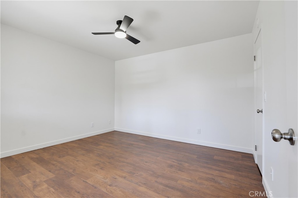 4881 Vista Dr 2, Huntington Beach CA 92649 - photo 14