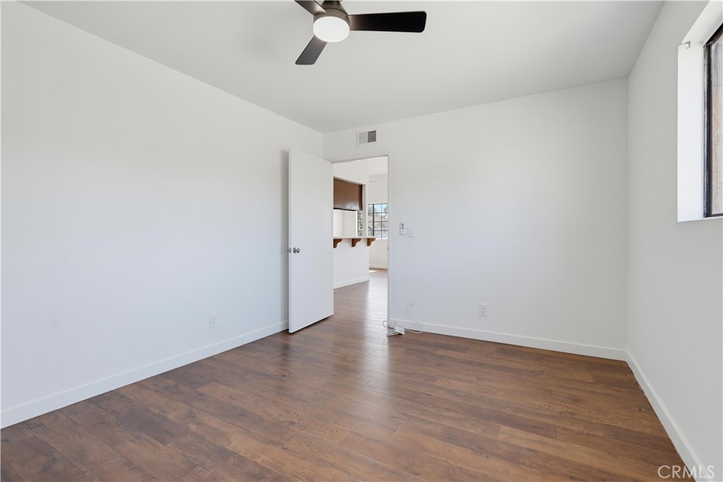 4881 Vista Dr 2, Huntington Beach CA 92649 - photo 21