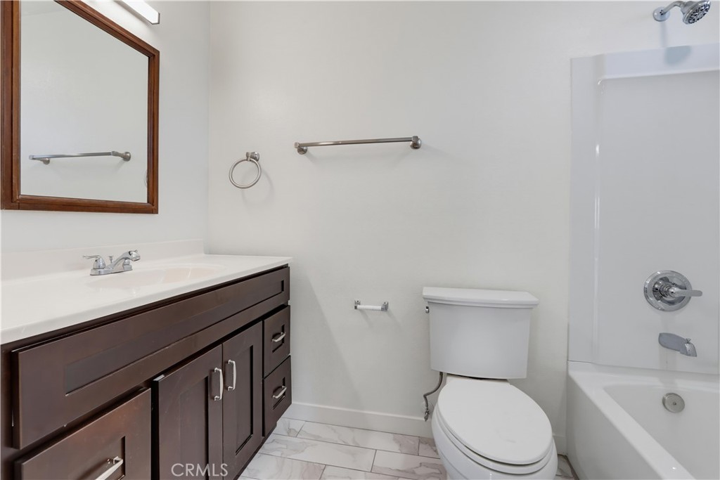4881 Vista Dr 2, Huntington Beach CA 92649 - photo 28