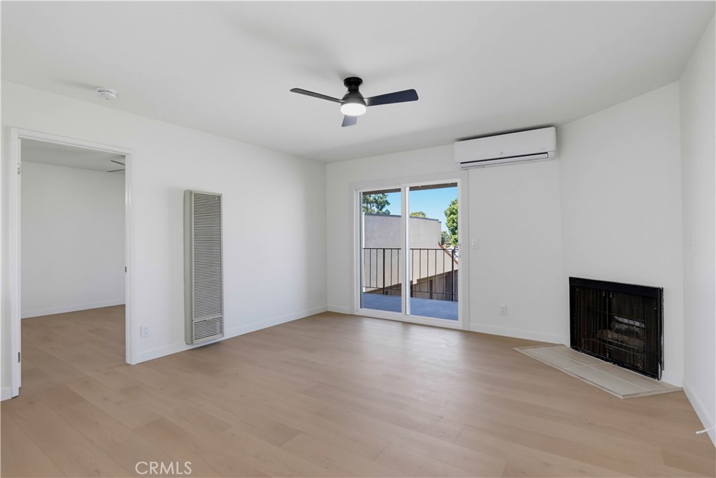 4881 Vista Dr 4, Huntington Beach CA 92649 - photo 3