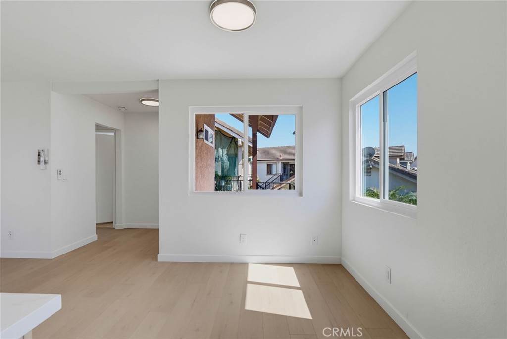 4881 Vista Dr 4, Huntington Beach CA 92649 - photo 9