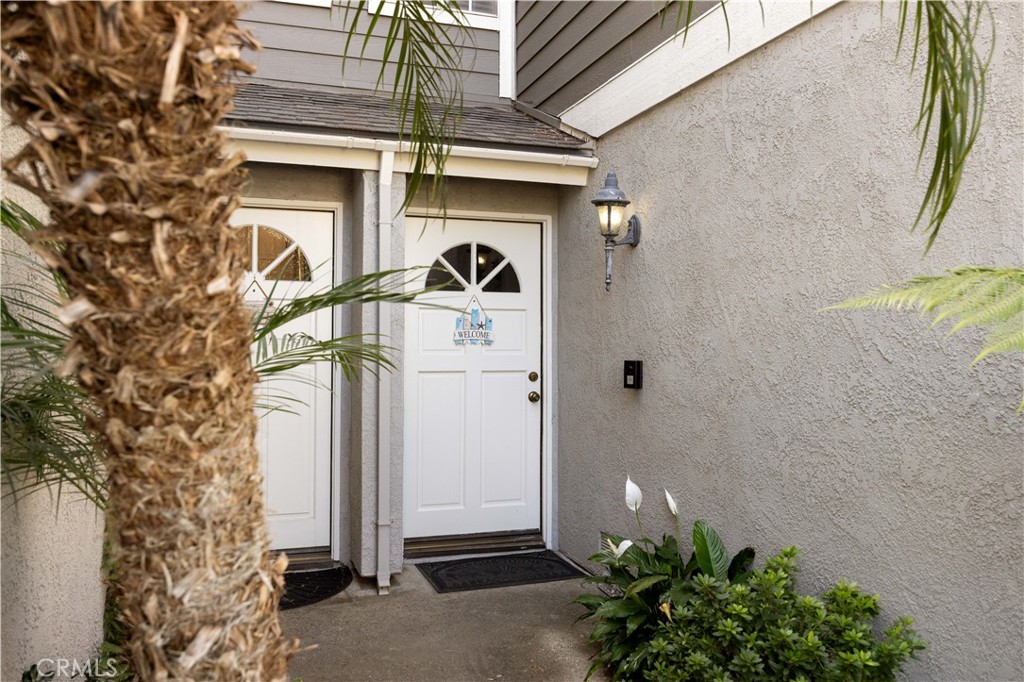 4892 Searidge Cir, Huntington Beach CA 92649 - photo 2