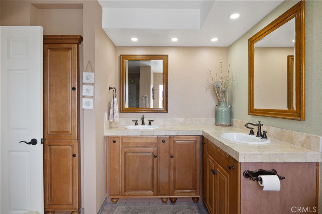 4892 Searidge Cir, Huntington Beach CA 92649 - photo 22