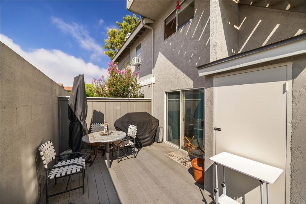 4892 Searidge Cir, Huntington Beach CA 92649 - photo 27