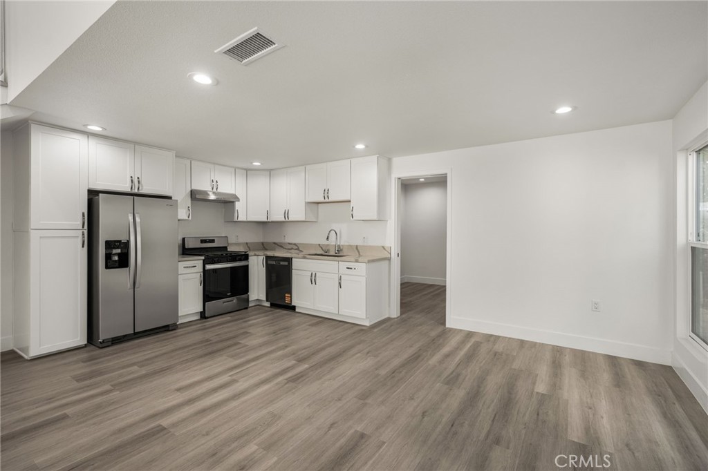 4981 Pearce A, Huntington Beach CA 92649 - photo 11