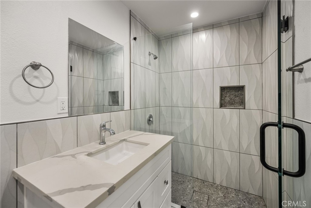 4981 Pearce A, Huntington Beach CA 92649 - photo 18
