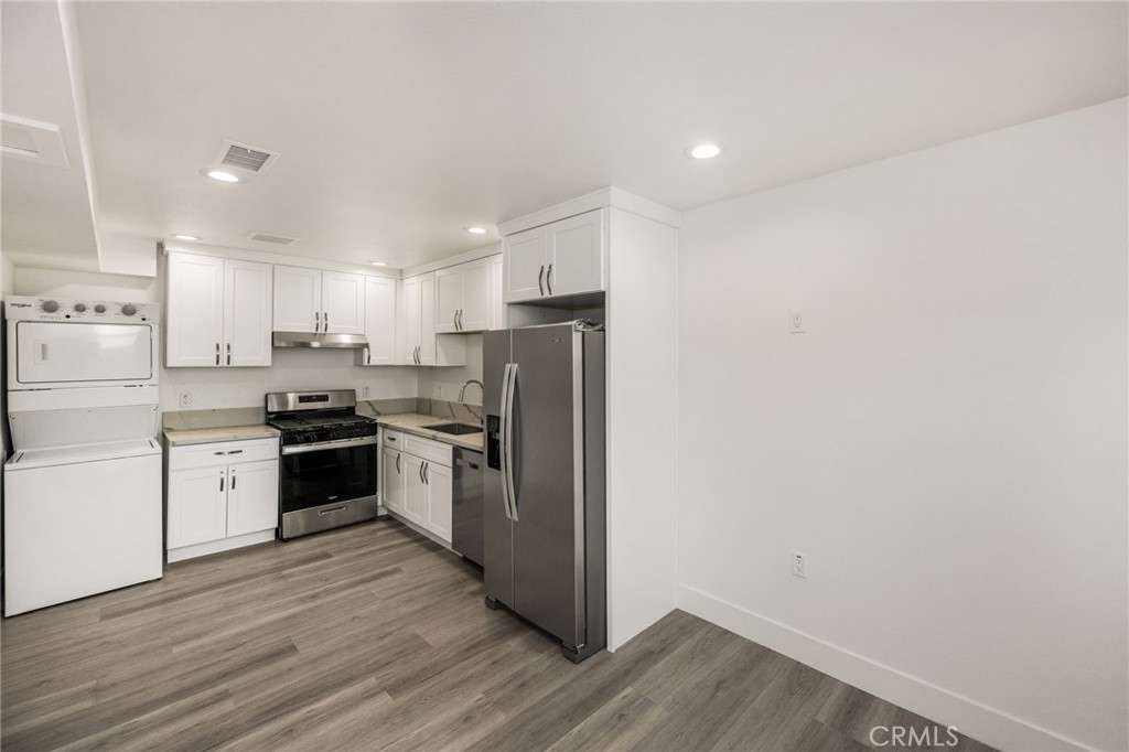 4981 Pearce C, Huntington Beach CA 92649 - photo 5