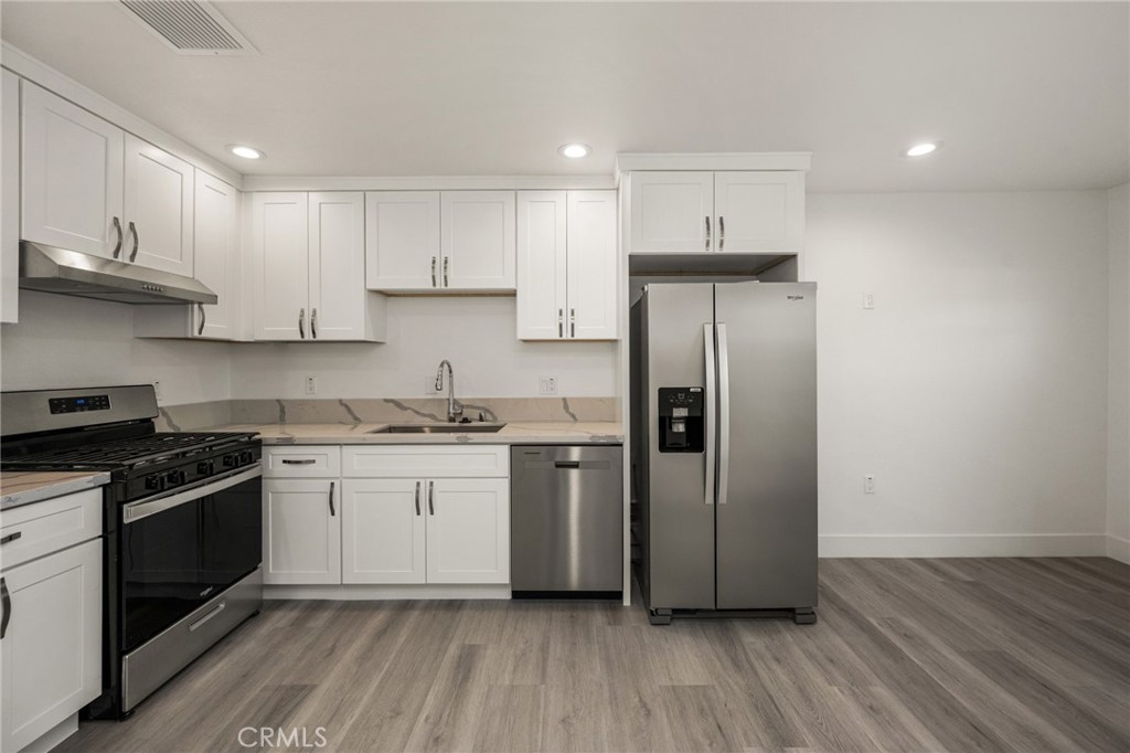 4981 Pearce C, Huntington Beach CA 92649 - photo 7