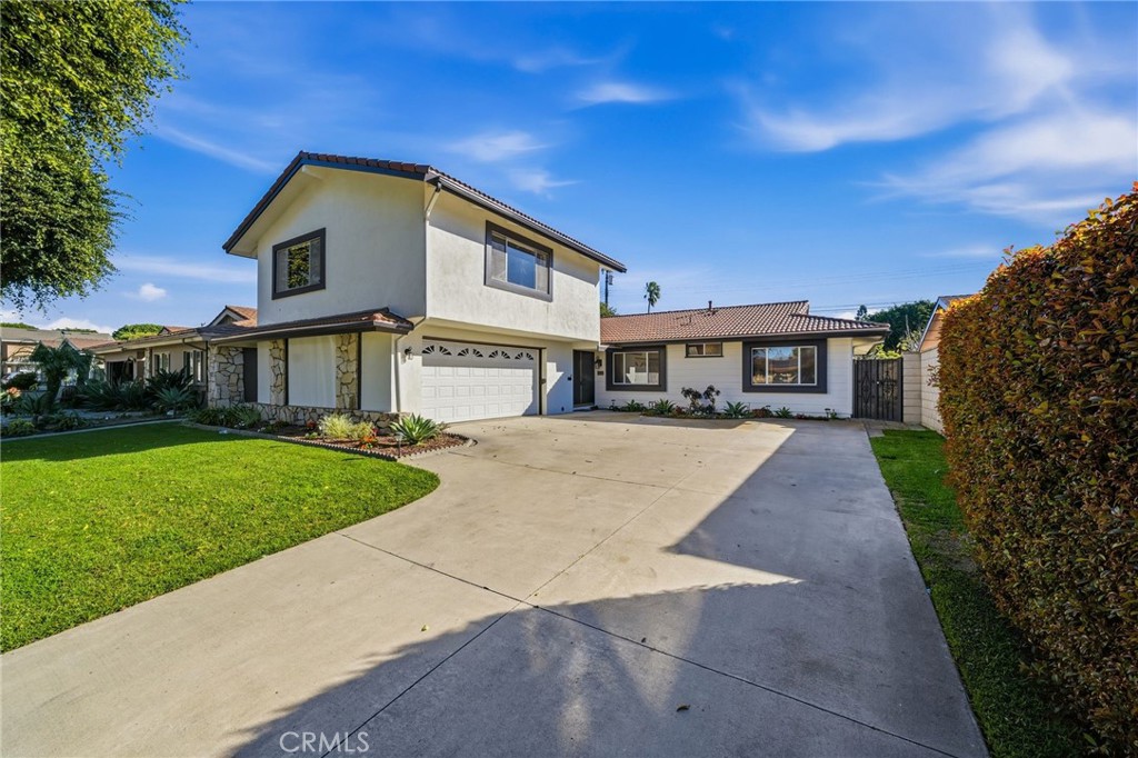 5032 Galway, Huntington Beach CA 92649 - photo 1