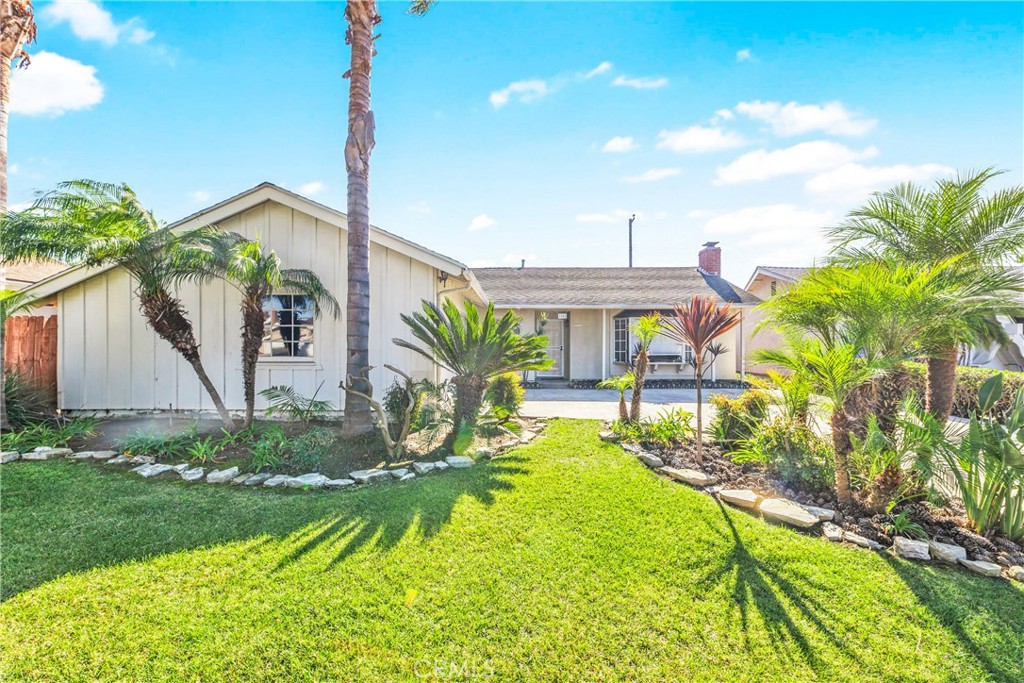 5042 Bluejay Circle, Huntington Beach CA 92649 - photo 1