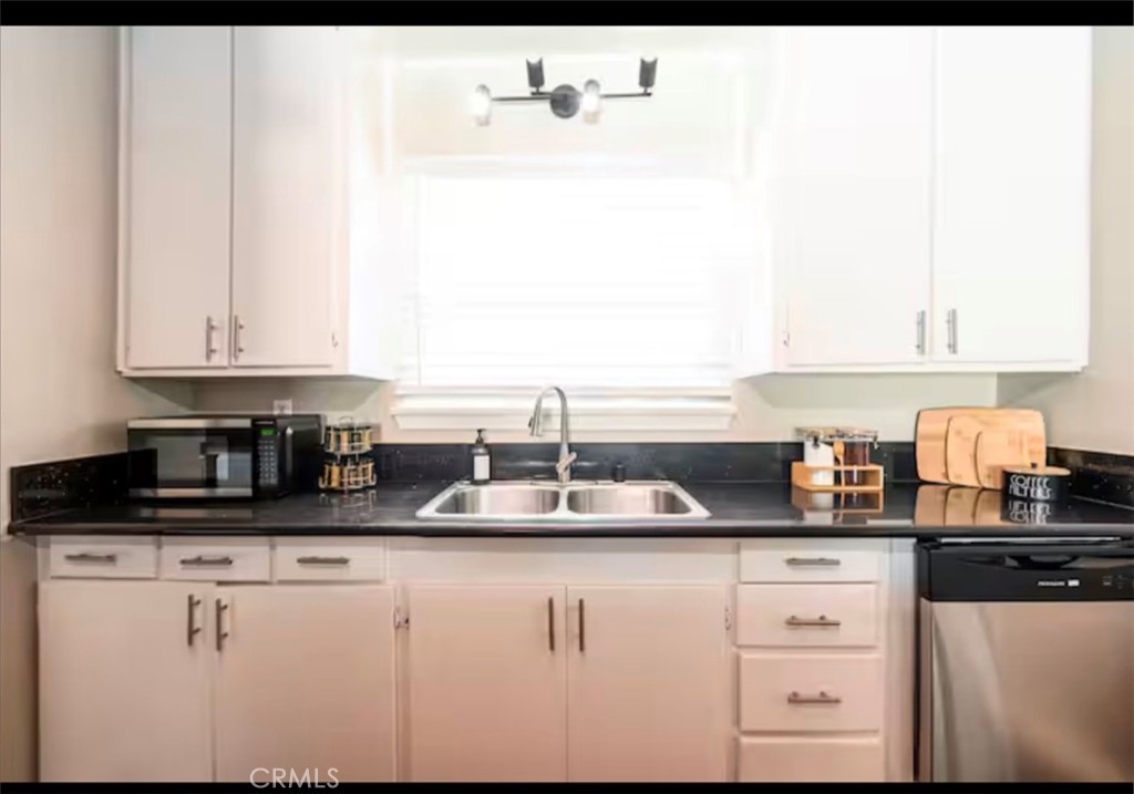5061 Warner Avenue C, Huntington Beach CA 92649 - photo 16