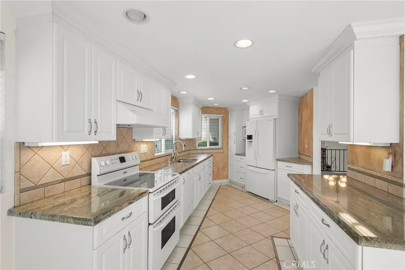 514 9th Street, Huntington Beach, CA 92648