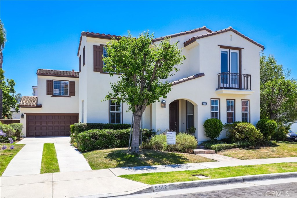 Newer home, just 1.5 miles from the Ocean - 5142 Pearce Drive, Huntington Beach CA 92649 - photo 1